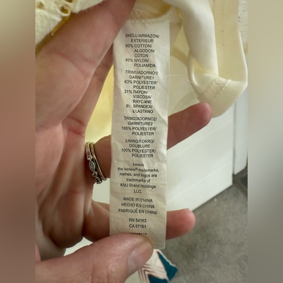 Kensie Lace Detail Shift Dress, size medium. - Picture 12 of 12